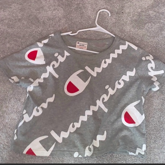 Champion Tops - ❤️CHAMPION SEMI-CROPPED TEE SHIRT